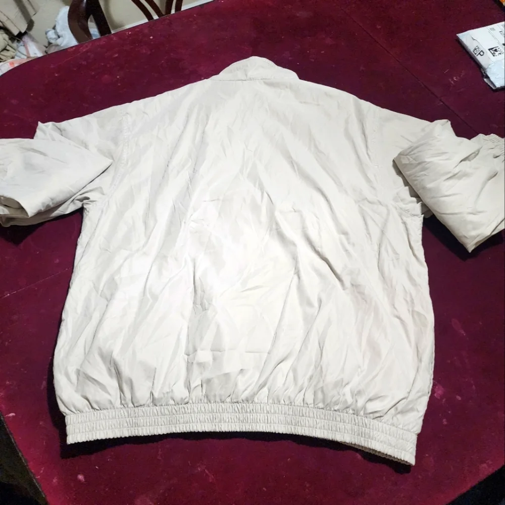 Weatherproof jacket - Picture 9 of 9